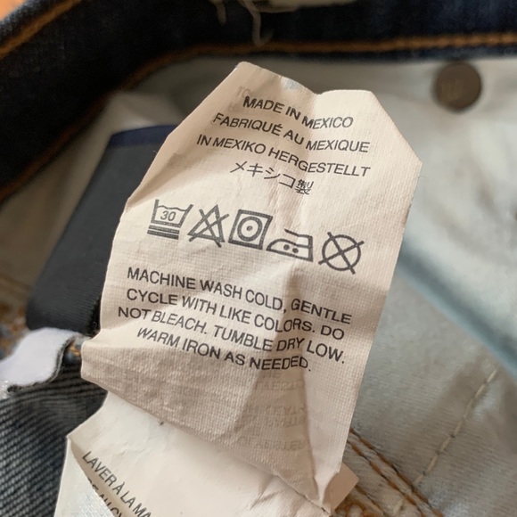 9" High-Rise Skinny Jeans: Destructed Edition - Picture 10 of 15